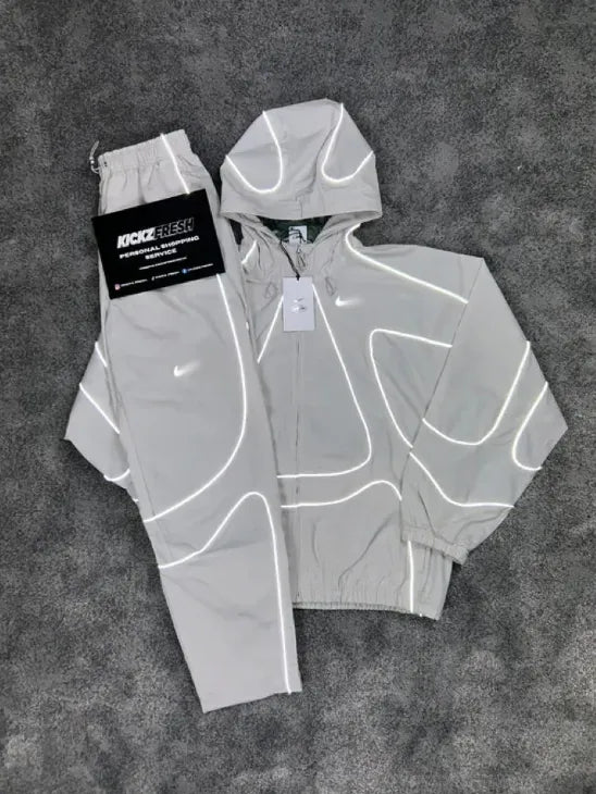 Sport suit