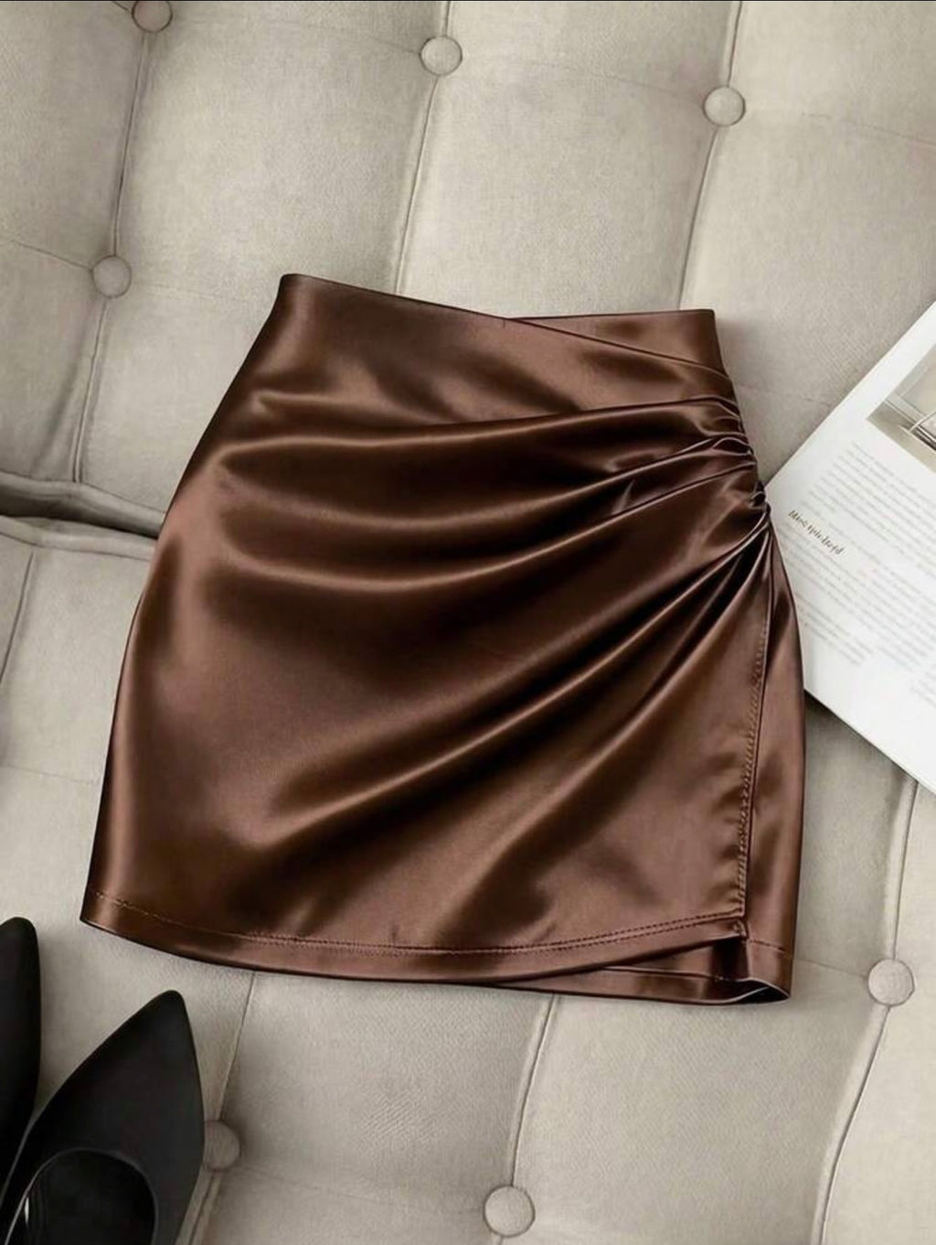 Fashionable New Glossy Asymmetrical Hem High Waist Slim Fit Pleated Bodycon Skirt, Spring/Summer
