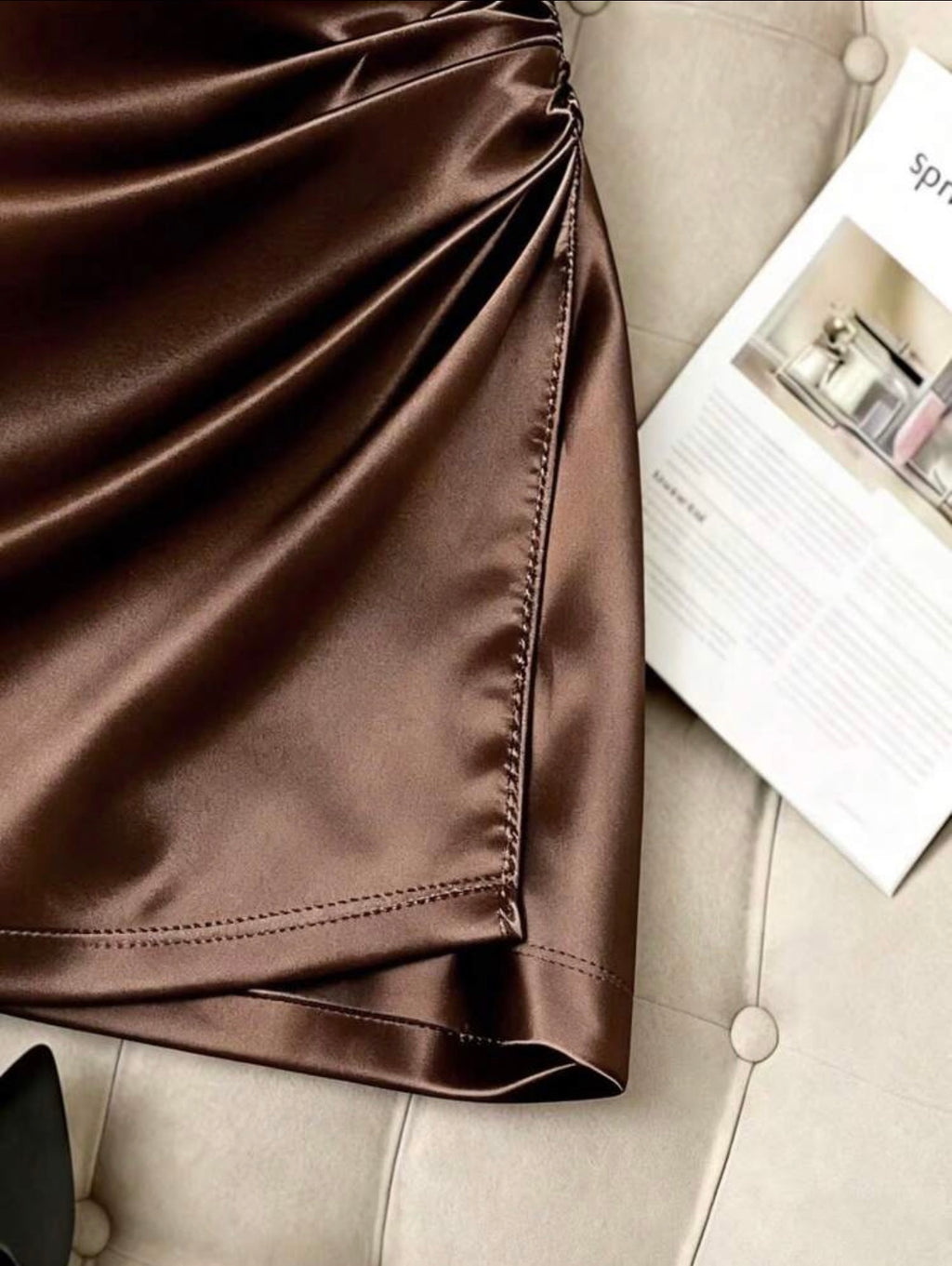 Fashionable New Glossy Asymmetrical Hem High Waist Slim Fit Pleated Bodycon Skirt, Spring/Summer