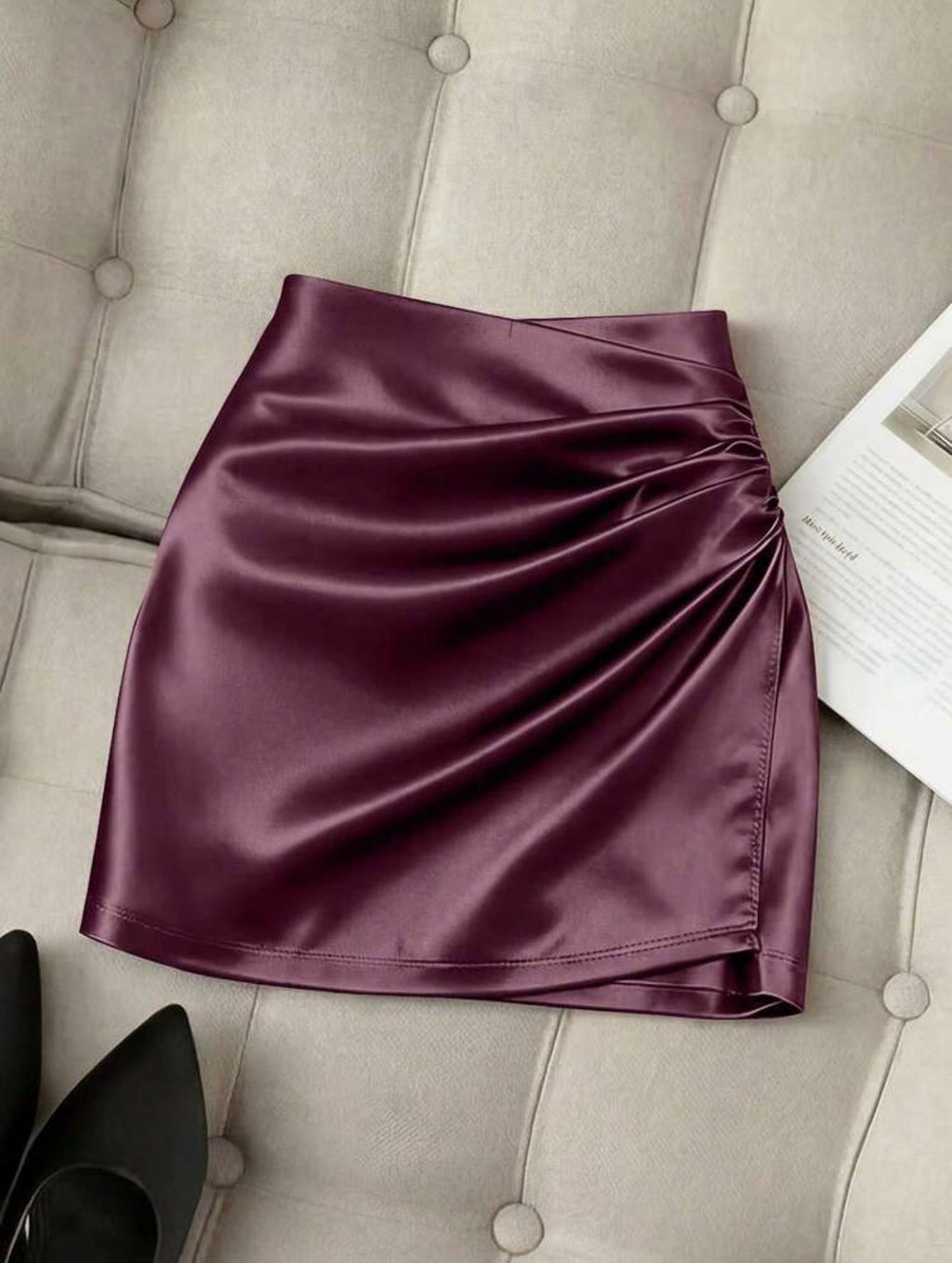 Fashionable New Glossy Asymmetrical Hem High Waist Slim Fit Pleated Bodycon Skirt, Spring/Summer