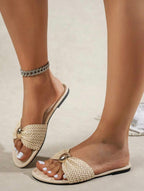 Women's Bow Metal Decor Straw Flat Sandals, Comfortable Minimalist Elegant Vacation Beach Home Daily Wear Summer Yellow Woven Open Toe Slippers