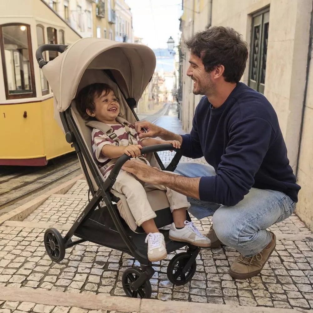 Inglesina Quid³ Travel, Lightweight & Compact Stroller - Planet Green: 5-Point Harness