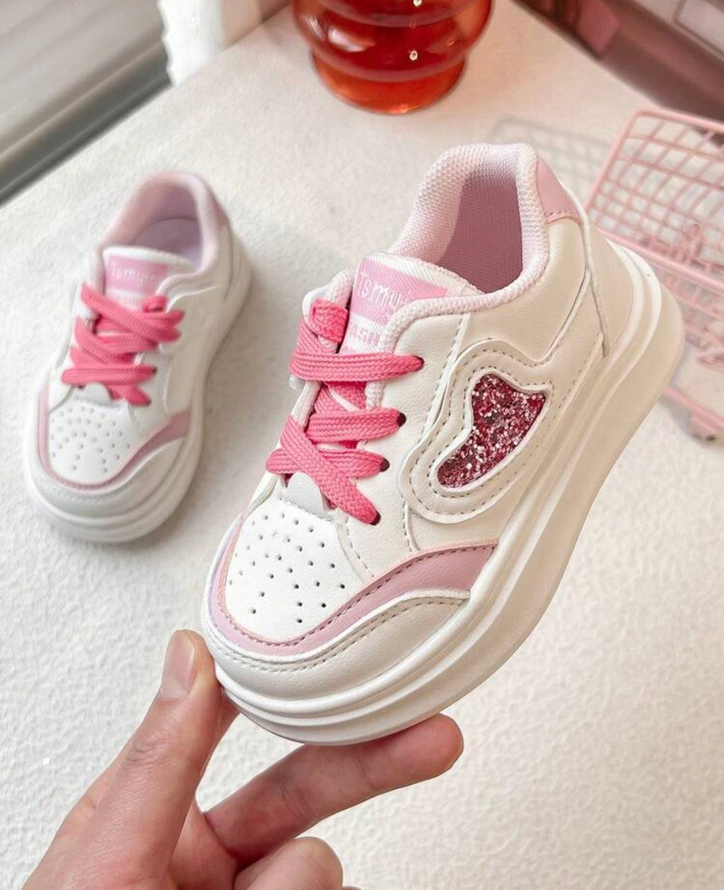 1 Pair Tennis Shoes, Suitable For Boys And Girls