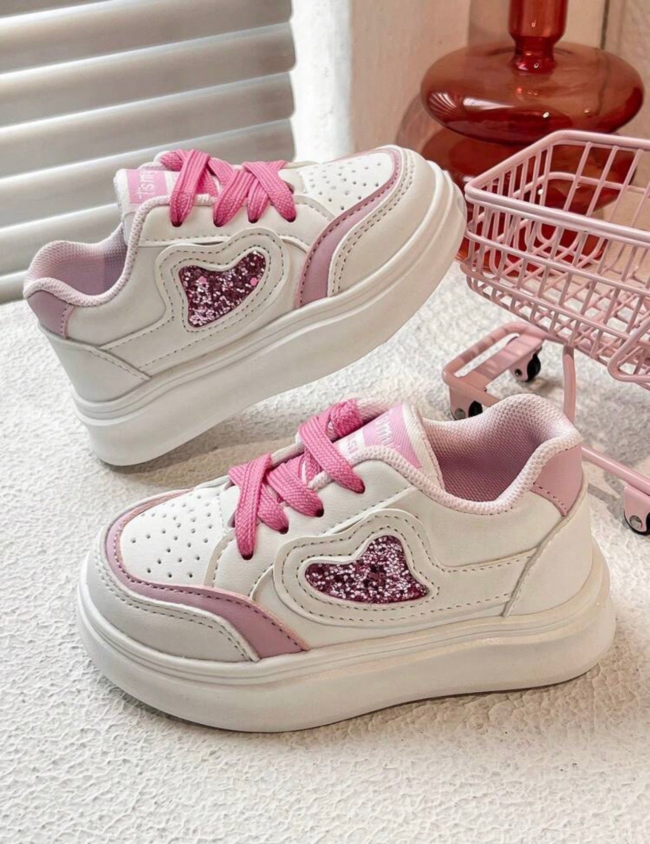 1 Pair Tennis Shoes, Suitable For Boys And Girls