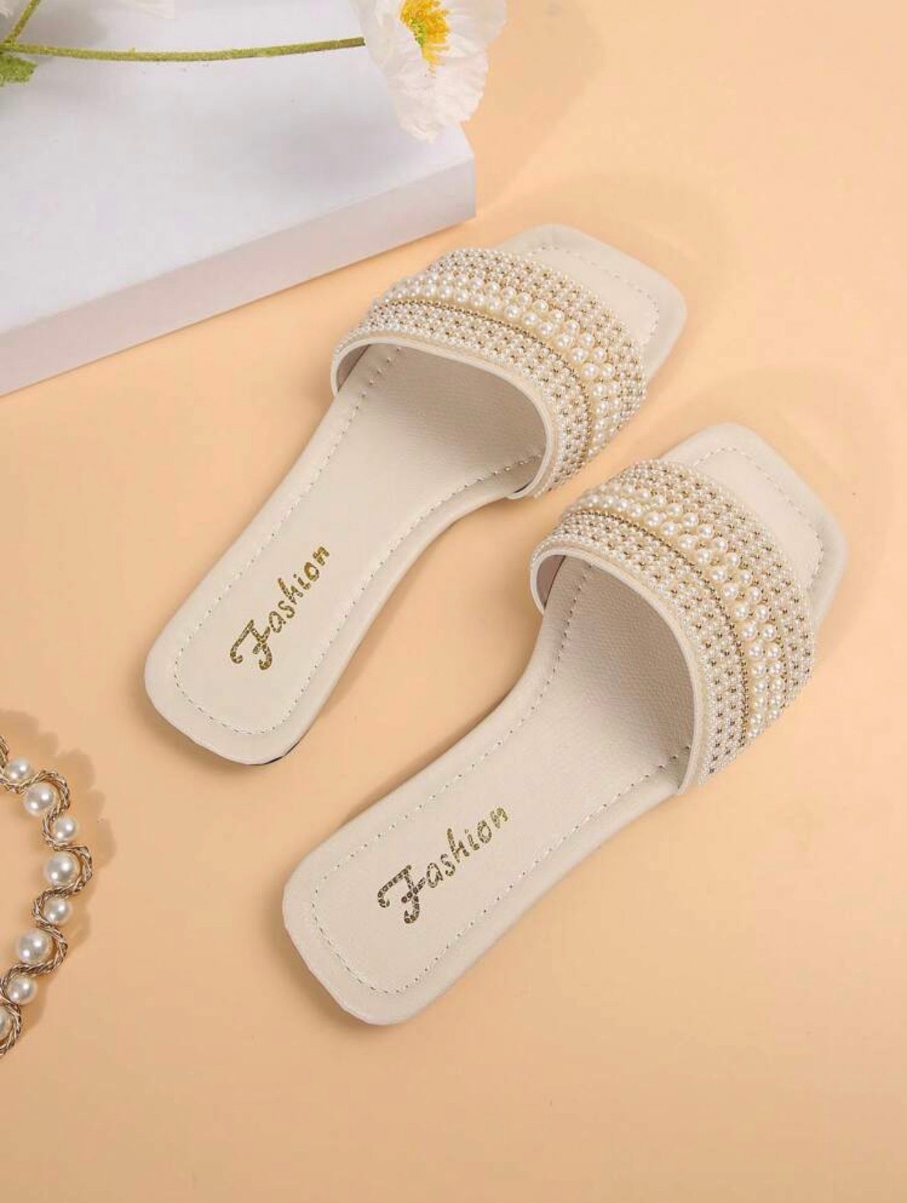New Plus-Size Women’s Rhinestone & Pearl Square-Toe Mules – Luxury Beach & Summer Sandals