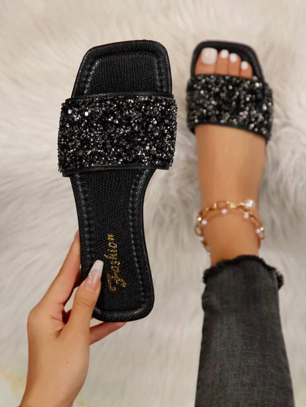 New Plus-Size Women’s Rhinestone & Pearl Square-Toe Mules – Luxury Beach & Summer Sandals