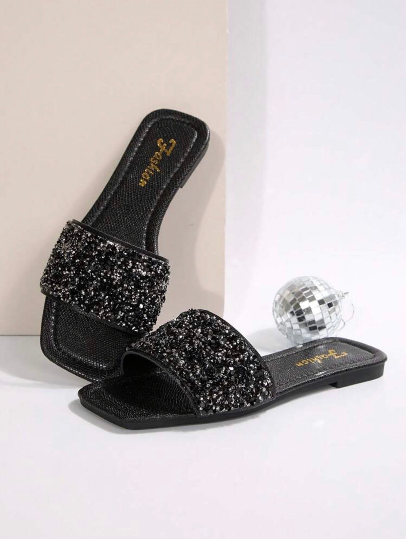 New Plus-Size Women’s Rhinestone & Pearl Square-Toe Mules – Luxury Beach & Summer Sandals